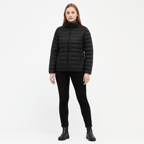 מעיל פוך סינטטי לגברים מבודד קור ורוח בצבע שחור, מתקפל לתיק קטן